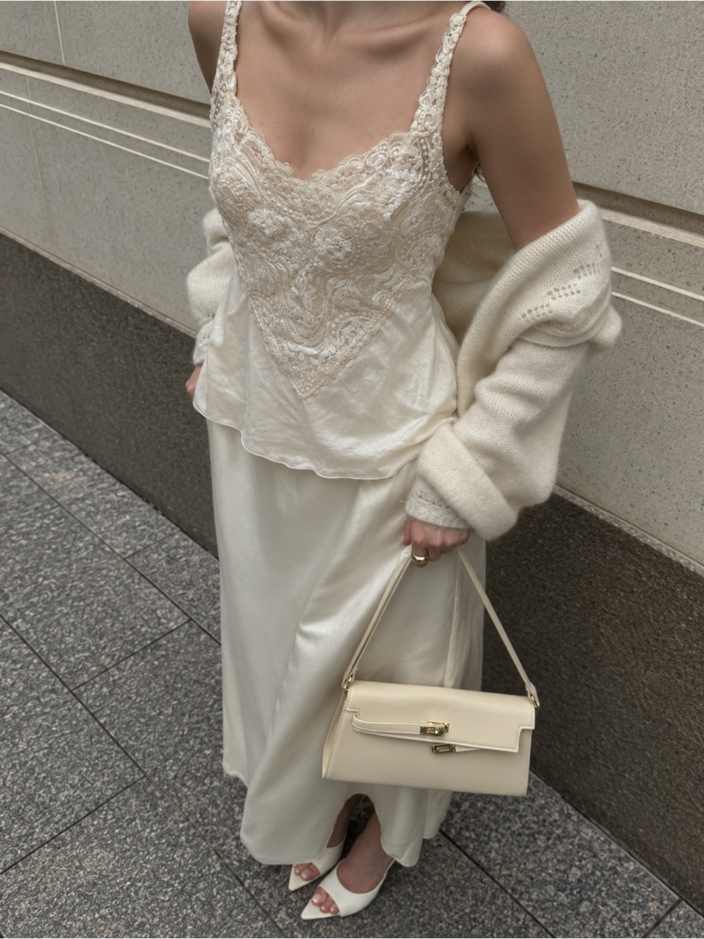 Vtg Vanity Fair Ivory Cream Lace Satin Camisole Cottagecore Coquette Fits M-L